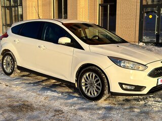 2015 Ford Focus III Рестайлинг, белый, 790000 рублей, вид 5
