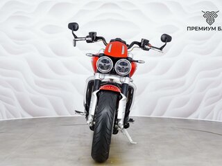 2020 Triumph Rocket III, красный, 2069000 рублей, вид 4