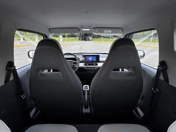 2025 Geely Panda I Рестайлинг, белый - вид 9