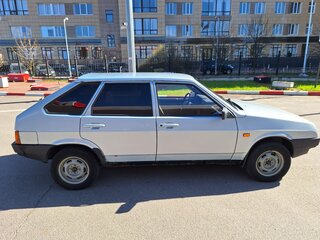2005 Lada (ВАЗ) 2109, серебристый, 180000 рублей, вид 3