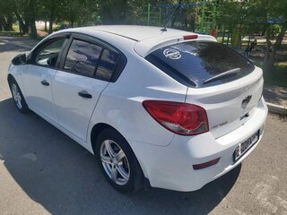2013 Chevrolet Cruze I Рестайлинг, белый, 750000 рублей, вид 4