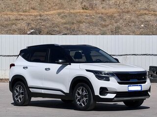 2022 Kia KX3, белый, 1270000 рублей, вид 4