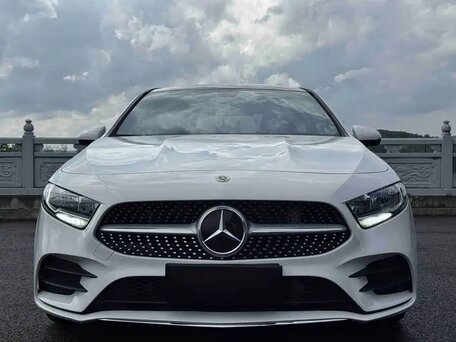 2023 Mercedes-Benz A-Класс 180 IV (W177) Рестайлинг, белый, 2407007 рублей, вид 2