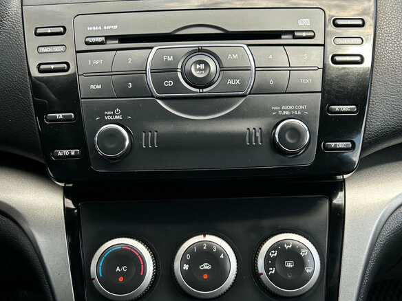 2011 Mazda 6 II (GH) Рестайлинг, чёрный, 870000 рублей - вид 17