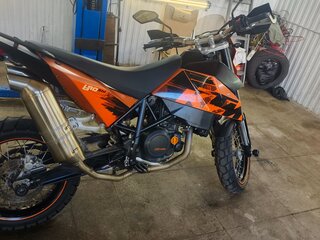 2008 KTM 690 SM, оранжевый, 400000 рублей, вид 2