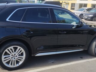 2020 Audi Q5 45 TFSI II (FY), чёрный, 3055000 рублей, вид 4
