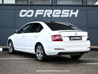 2015 Skoda Octavia III (A7), белый, 1369000 рублей, вид 2