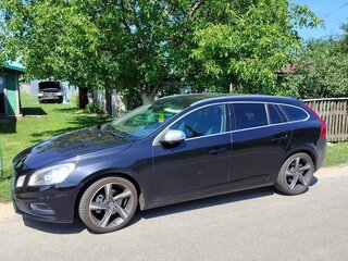 2011 Volvo V60 I, чёрный, 750000 рублей, вид 4