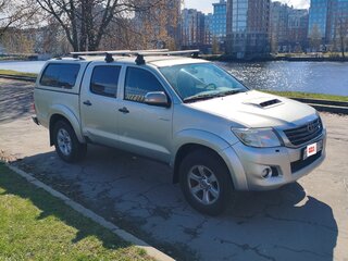 2014 Toyota Hilux VII Рестайлинг, серебристый, 1900000 рублей, вид 3