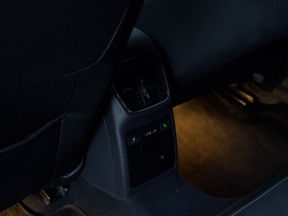 2018 Skoda Octavia III (A7) Рестайлинг, чёрный, 1200000 рублей - вид 36