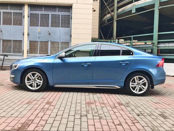 2013 Volvo S60 II Рестайлинг, синий, 1900000 рублей - вид 6