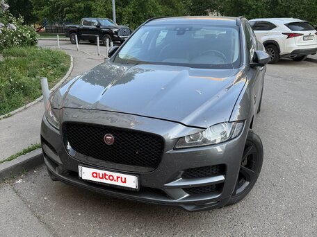 2017 Jaguar F-Pace I, серый, 2150000 рублей, вид 2