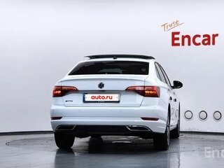 2021 Volkswagen Jetta 8-speed VII, белый, 2600000 рублей, вид 4