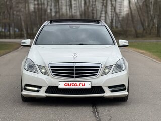 2011 Mercedes-Benz E-Класс 300 IV (W212, S212, C207), белый, 2000000 рублей, вид 3