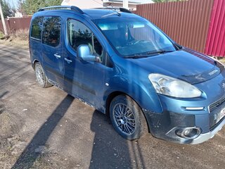 2011 Peugeot Partner II, синий, 495000 рублей, вид 3