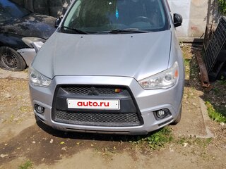 2011 Mitsubishi ASX I, серебристый, 850000 рублей, вид 4