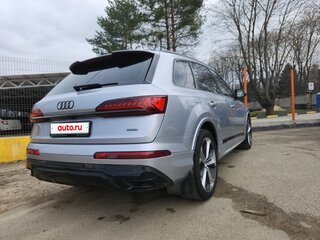 2021 Audi Q7 45 TDI II (4M) Рестайлинг, серый, 7300000 рублей, вид 5