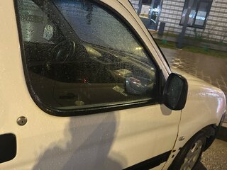 2010 Peugeot Partner I Рестайлинг, белый, 240000 рублей, вид 3