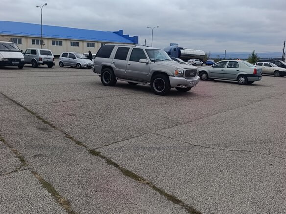 2000 GMC Yukon II (GMT800), серый, 1200000 рублей - вид 15