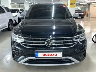 2022 Volkswagen Tiguan Allspace II Рестайлинг, чёрный, 3550000 рублей, вид 2