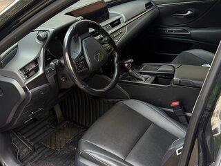 2021 Lexus ES 250 VII Рестайлинг, чёрный, 4800000 рублей, вид 5