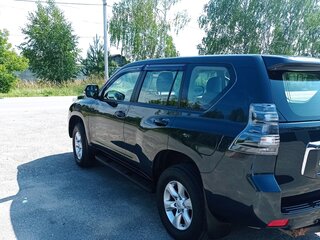 2013 Toyota Land Cruiser Prado 4-speed 150 Series Рестайлинг 1, серый, 2750000 рублей, вид 5
