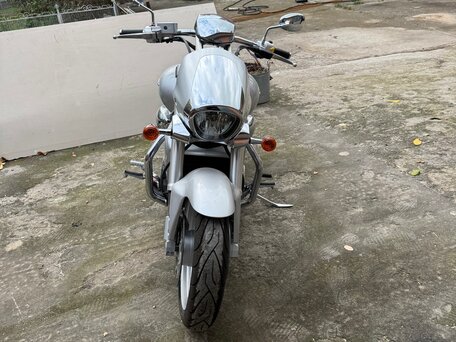 2006 Suzuki Boulevard M109R, серебристый, 1300000 рублей, вид 2