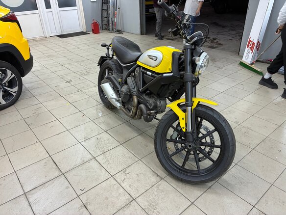 2015 Ducati Scrambler 800, жёлтый, 580000 рублей - вид 3
