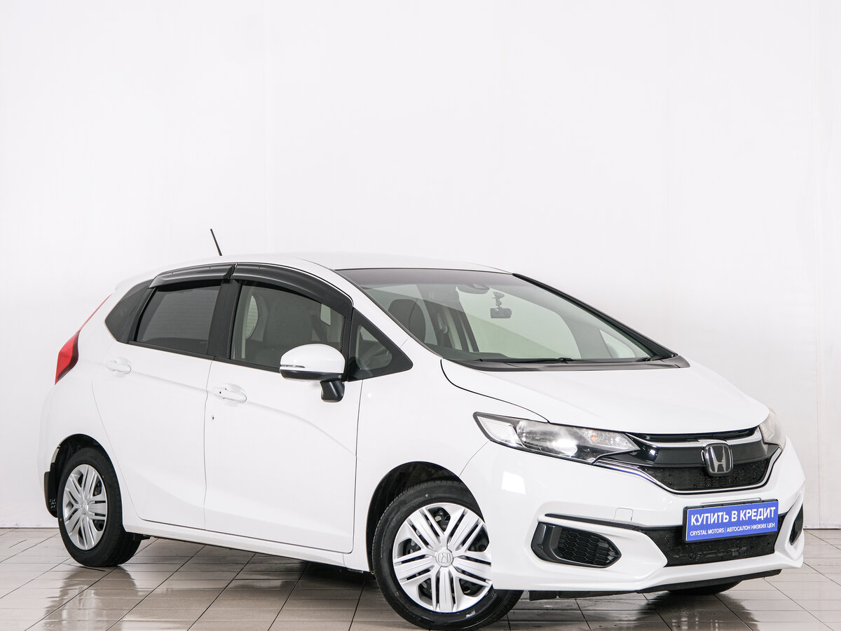 Открыть фотографии: Honda Fit III Рестайлинг