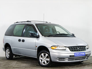 Chrysler Voyager III