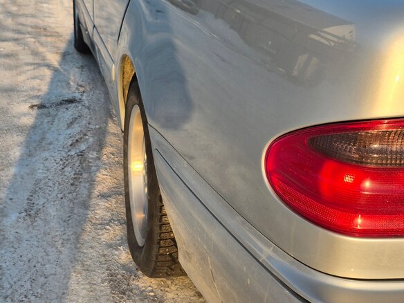 2000 Mercedes-Benz E-Класс 200 II (W210, S210) Рестайлинг, серебристый, 800000 рублей - вид 26