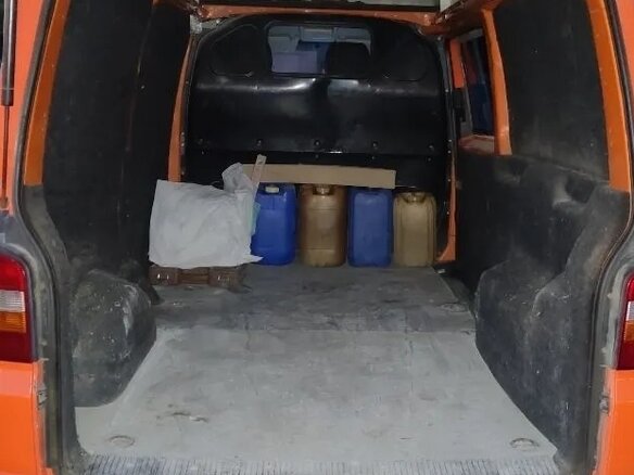 2007 Volkswagen Transporter, оранжевый, 600000 рублей - вид 22
