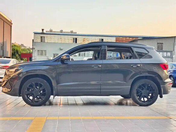 2023 Jetta VS5 I Рестайлинг, чёрный, 1250000 рублей - вид 4