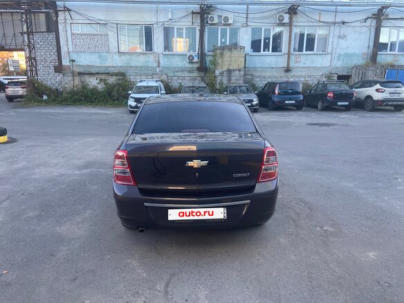 2022 Chevrolet Cobalt II Рестайлинг, коричневый, 820000 рублей - вид 4