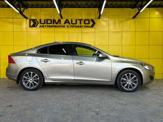 2011 Volvo S60 II, серебристый, 550000 рублей, вид 4