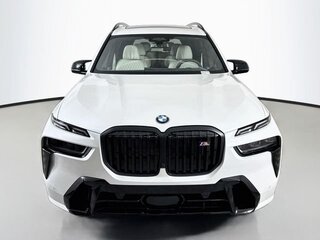 2026 BMW X7 M60i I (G07) Рестайлинг, белый, 18848866 рублей, вид 2