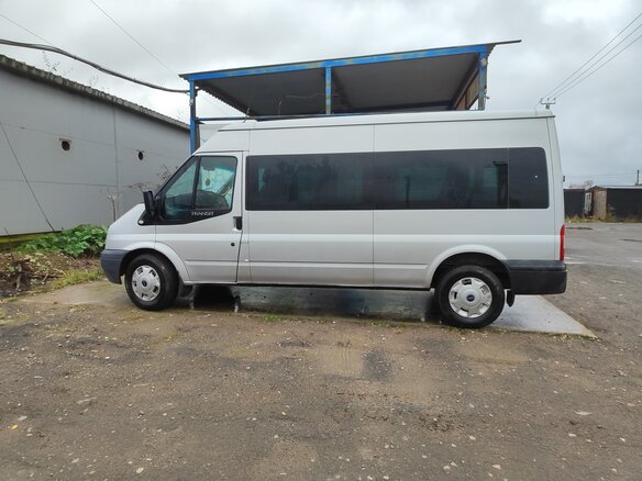 2011 Ford Transit, серебристый, 915000 рублей