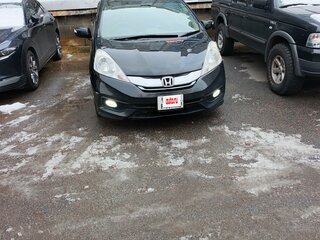 2013 Honda Fit Shuttle I Рестайлинг, чёрный, 999999 рублей, вид 1