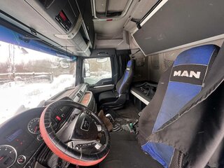 2010 MAN TGX, синий, 1900000 рублей, вид 4