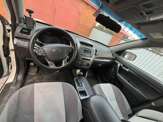 2018 Kia Sorento II Рестайлинг, белый, 2290000 рублей, вид 5