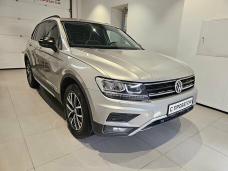 2019 Volkswagen Tiguan II, серебристый, 2499000 рублей, вид 3
