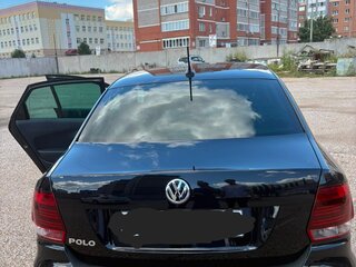 2018 Volkswagen Polo V Рестайлинг, чёрный, 1550000 рублей, вид 2