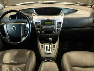2014 SsangYong Stavic, белый, 1529000 рублей, вид 5