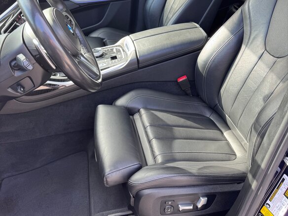 2019 BMW X7 40i I (G07), синий, 6500000 рублей - вид 8