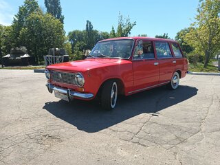 1977 Lada (ВАЗ) 2102, красный, 500000 рублей, вид 4