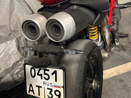 2011 Ducati Hypermotard, красный, 570000 рублей, вид 5