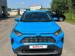 2020 Toyota RAV4 V (XA50), голубой, 2900000 рублей, вид 1