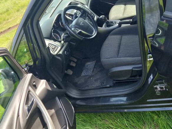 2013 Opel Astra J Рестайлинг, чёрный, 595000 рублей - вид 8