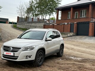 2010 Volkswagen Tiguan I, белый, 1400000 рублей, вид 1