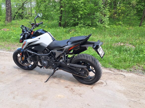 2023 KTM 790 Duke, серый, 875000 рублей - вид 14